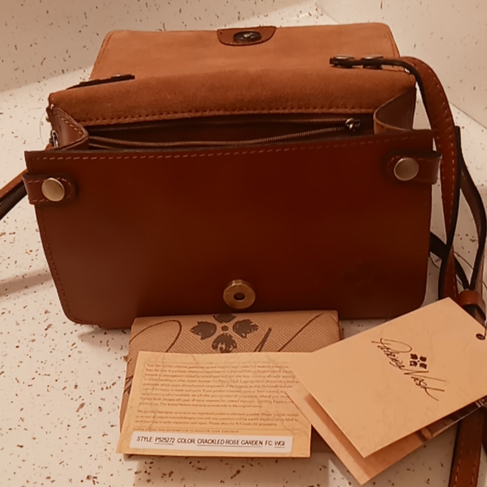 Patricia Nash Rose garden leather crossbody - Picture 9 of 14